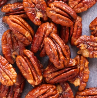 5 Minute Keto Glazed Pecans